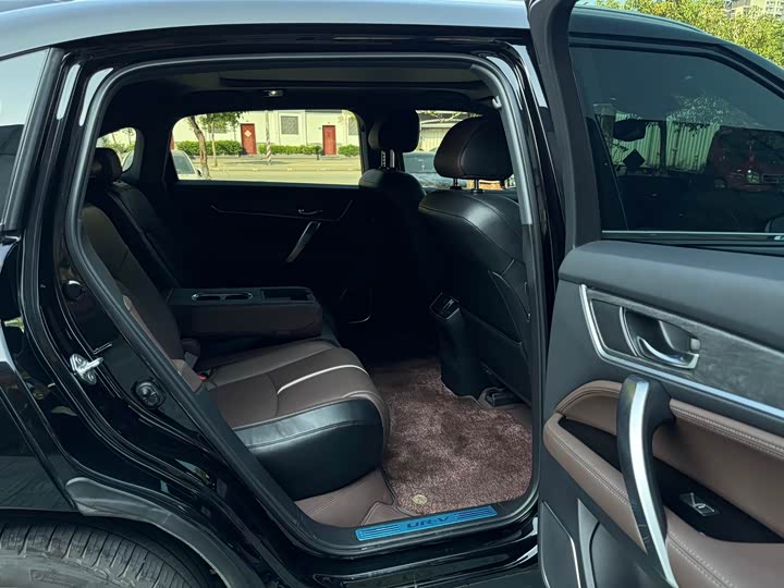 Фото 6 - Honda UR-V