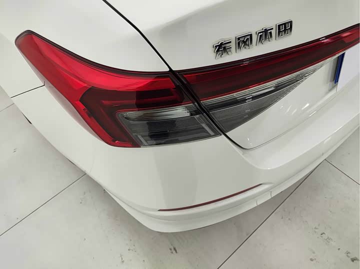 Фото 14 - Honda Civic