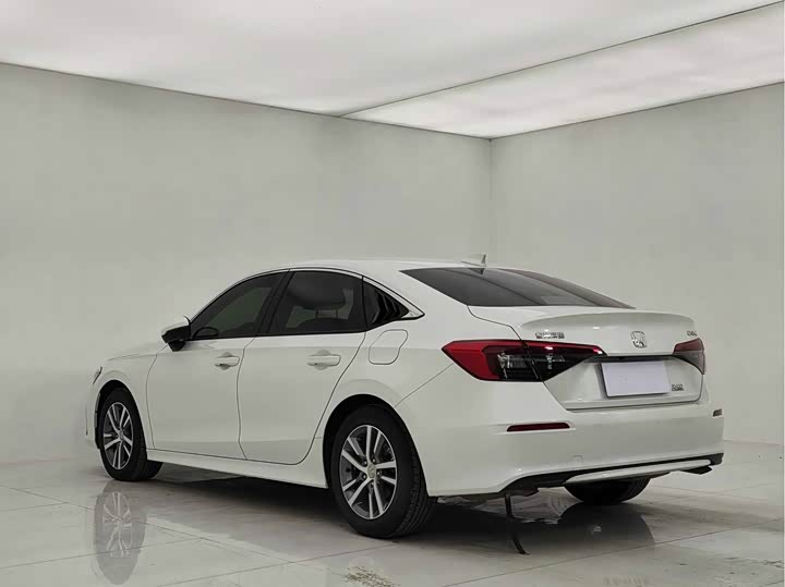 Фото 4 - Honda Civic