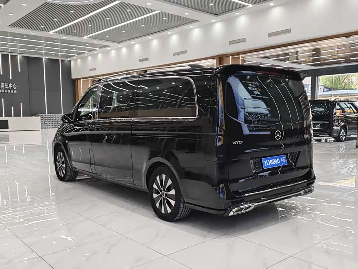 Фото 2 - Mercedes-Benz Vito