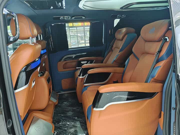 Фото 5 - Mercedes-Benz Vito