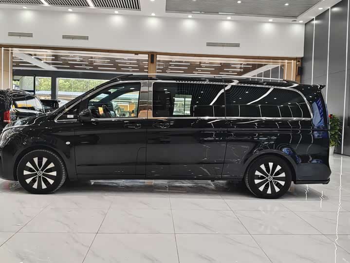 Фото 9 - Mercedes-Benz Vito