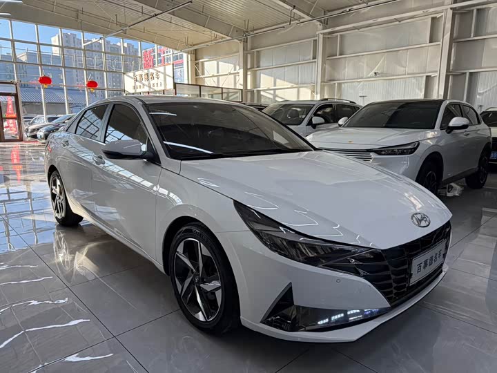 Фото 3 - Hyundai Elantra N line