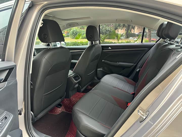 Фото 9 - Volkswagen Bora