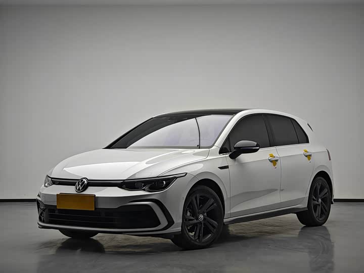 Фото 1 - Volkswagen Golf