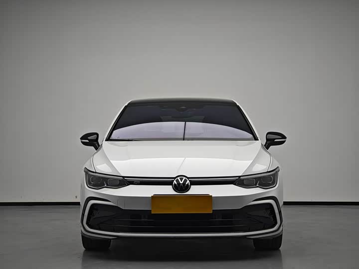 Фото 2 - Volkswagen Golf