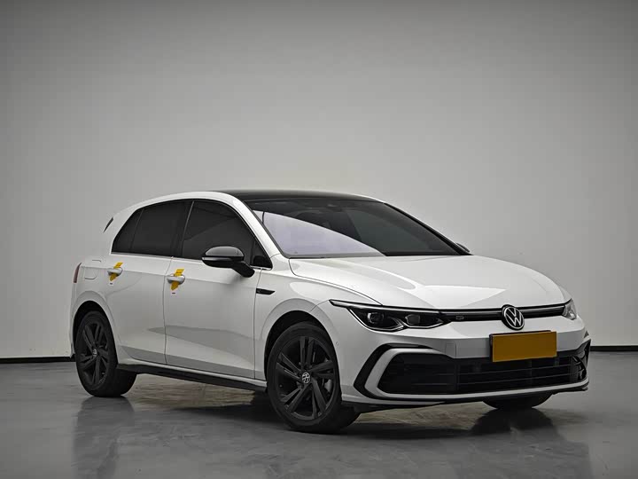 Фото 3 - Volkswagen Golf