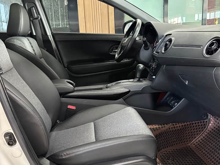 Фото 20 - Honda XR-V