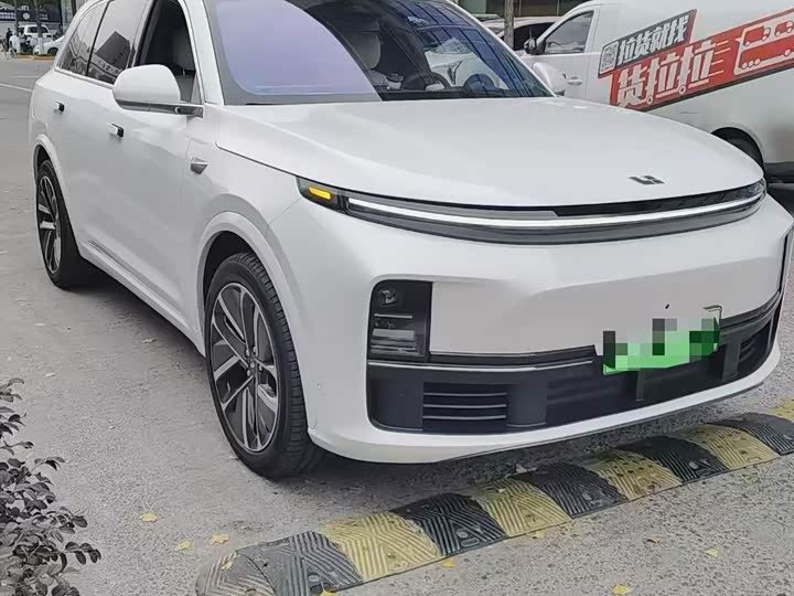 Фото 1 - LiXiang L7