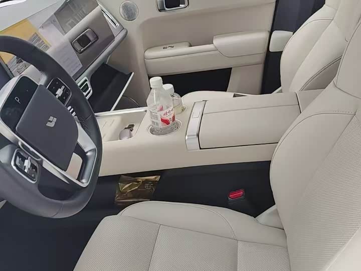 Фото 2 - LiXiang L7