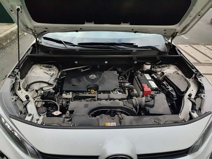 Фото 11 - Toyota Wildlander