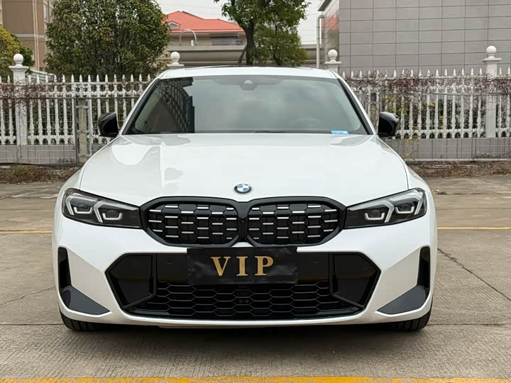 Фото 2 - BMW 3 Series