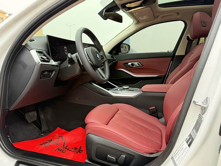 Фото 5 - BMW 3 Series