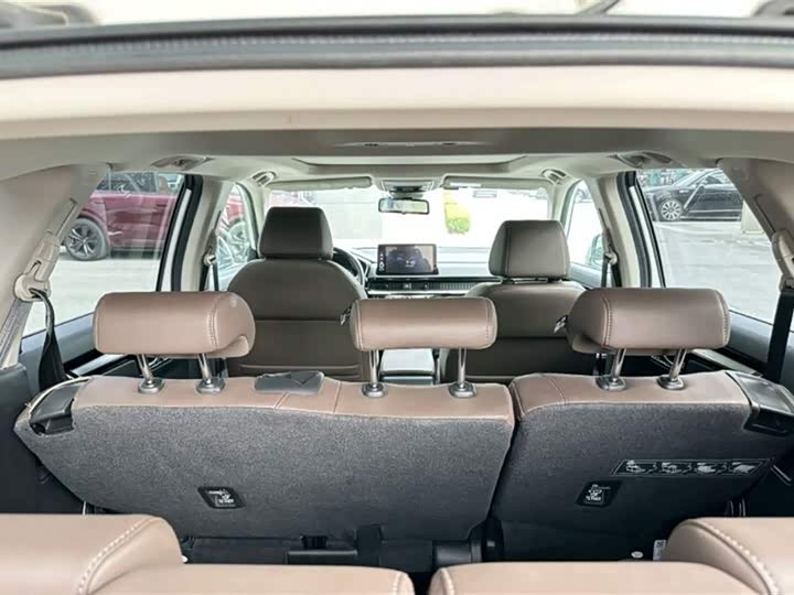 Фото 8 - Honda CR-V