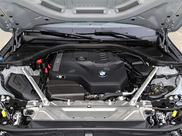 Фото 10 - BMW 4 Series