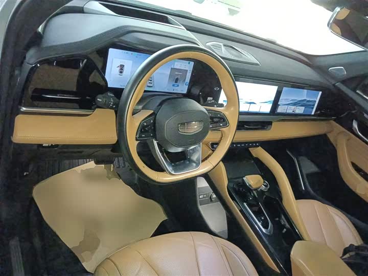 Фото 10 - Geely Monjaro L Hybrid