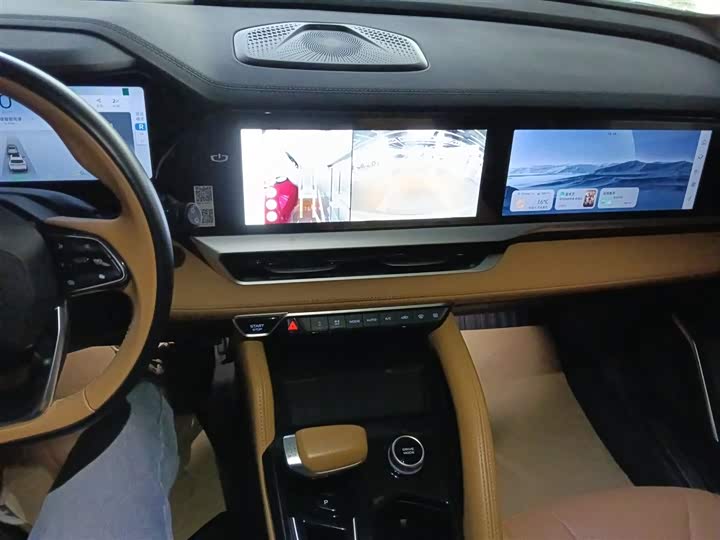 Фото 13 - Geely Monjaro L Hybrid