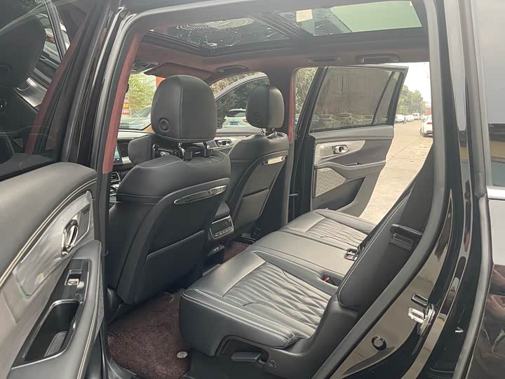 Фото 7 - GAC Trumpchi GS8