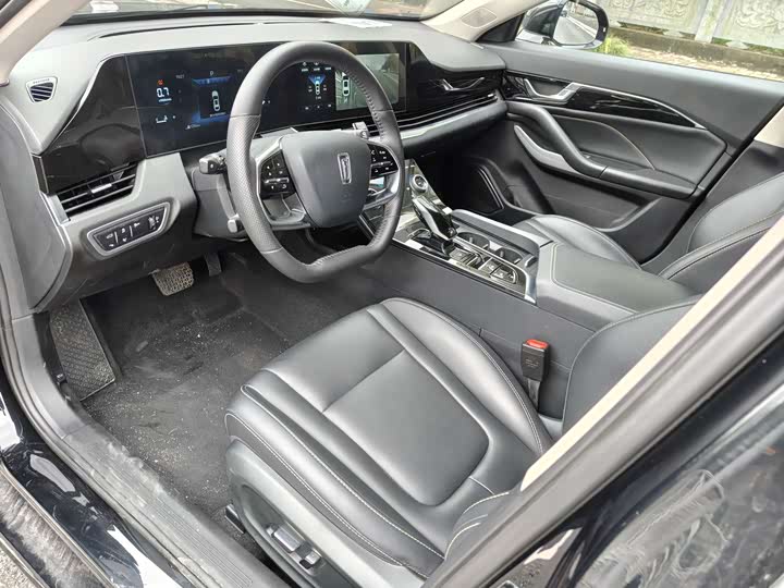 Фото 4 - Bestune B70