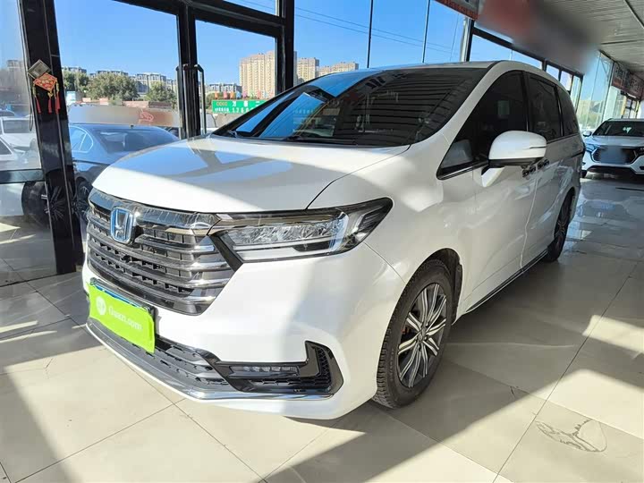 Фото 1 - Honda Odyssey