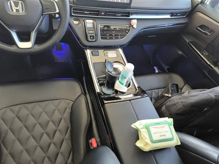 Фото 14 - Honda Odyssey