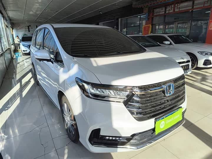 Фото 4 - Honda Odyssey