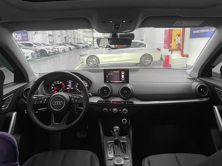 Фото 22 - Audi Q2L