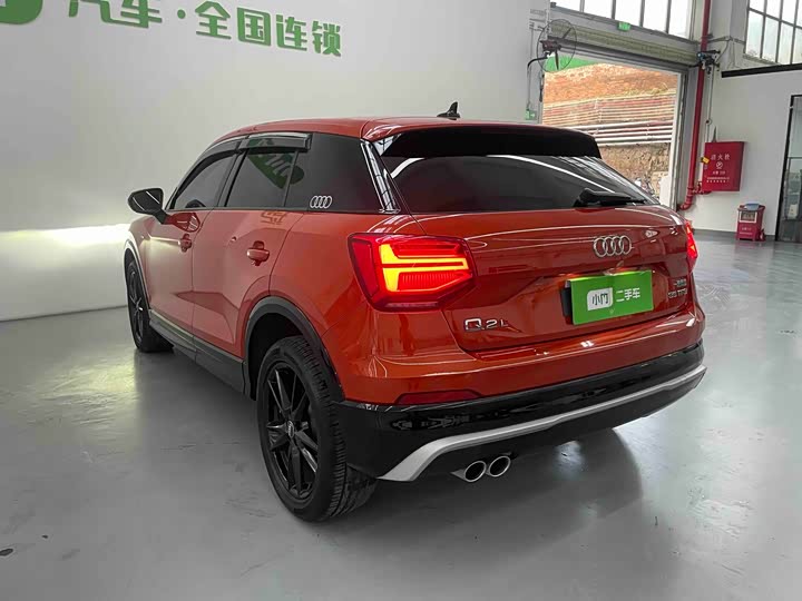 Фото 6 - Audi Q2L