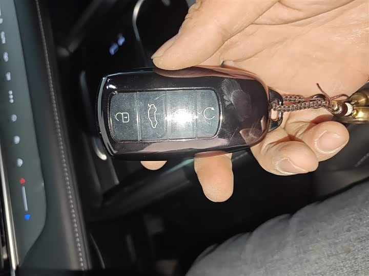 Фото 9 - Chery Tiggo 8 Pro