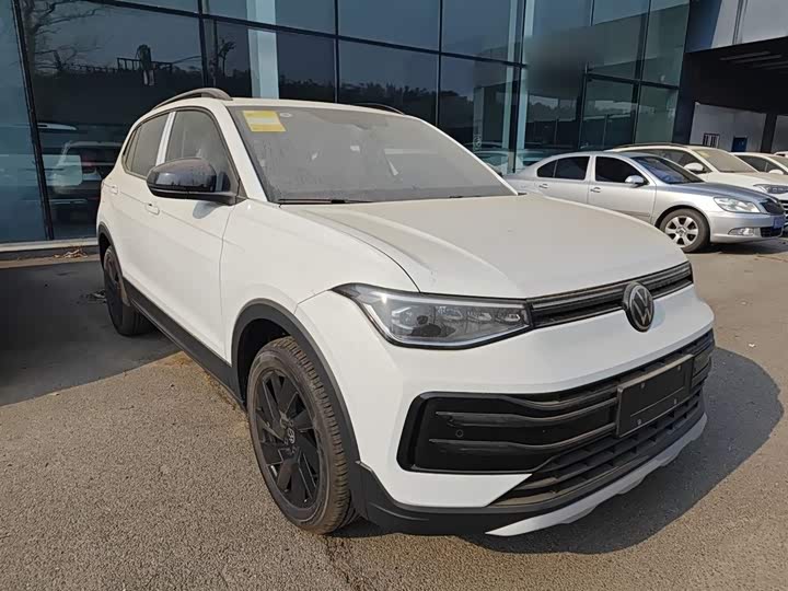 Фото 4 - Volkswagen Tharu