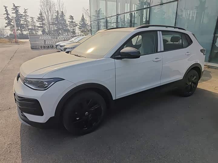 Фото 5 - Volkswagen Tharu