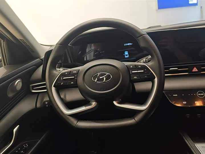 Фото 15 - Hyundai Elantra N line