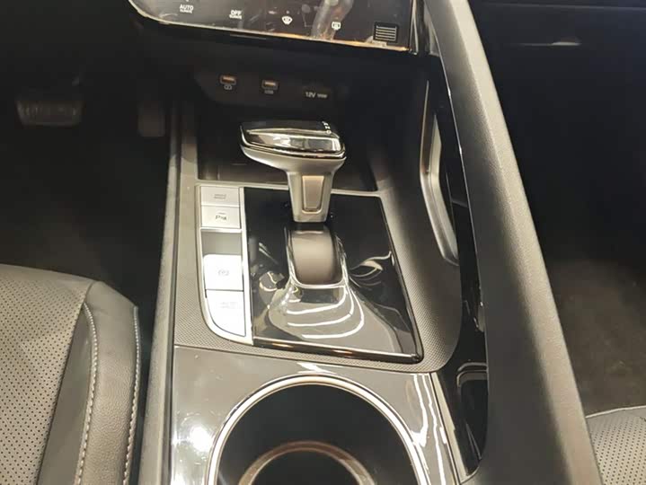 Фото 16 - Hyundai Elantra N line