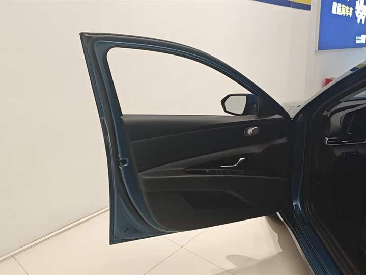 Фото 7 - Hyundai Elantra N line