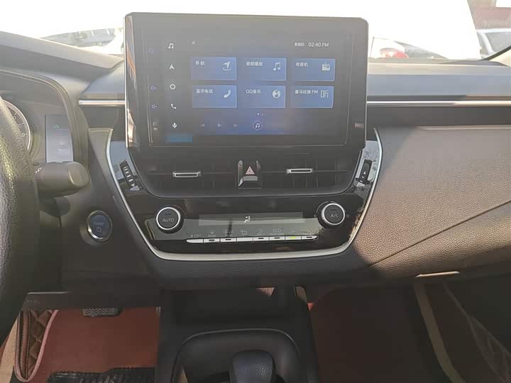 Фото 5 - Toyota Corolla