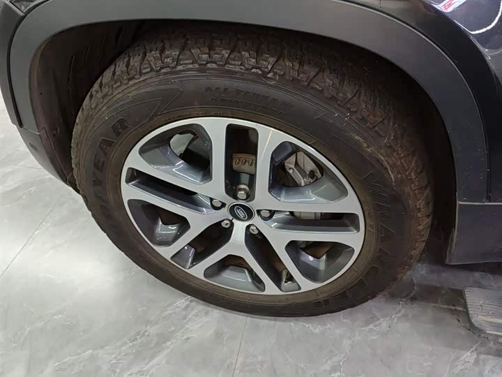 Фото 5 - Land Rover Defender