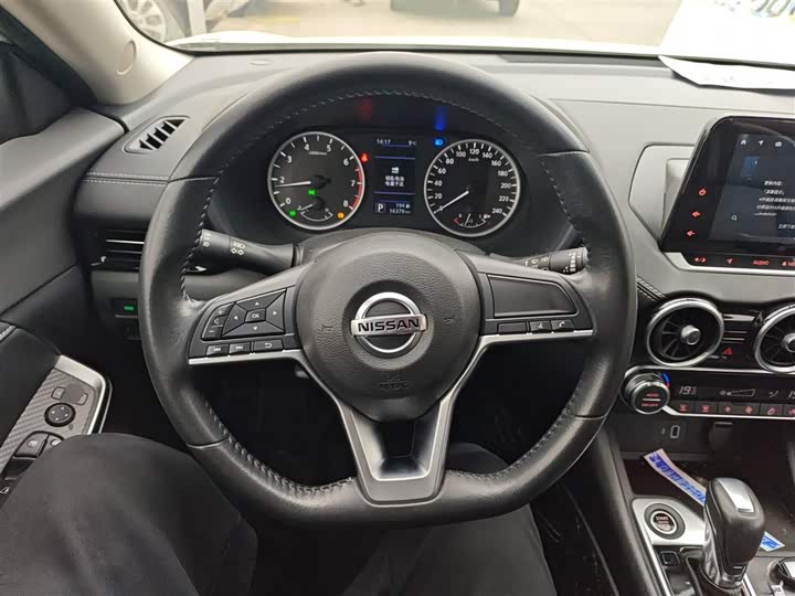 Фото 11 - Nissan Sylphy