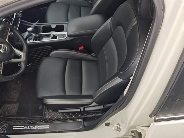 Фото 15 - Nissan Sylphy