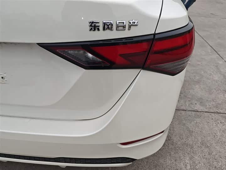 Фото 8 - Nissan Sylphy