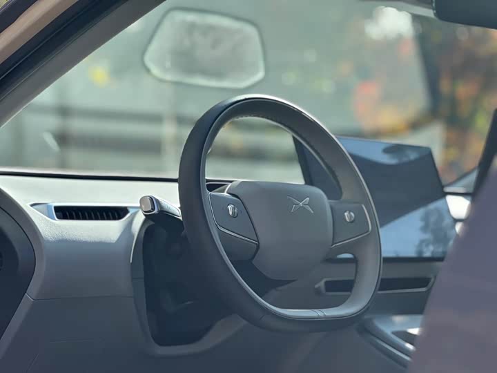 Фото 15 - XPeng Mona M03