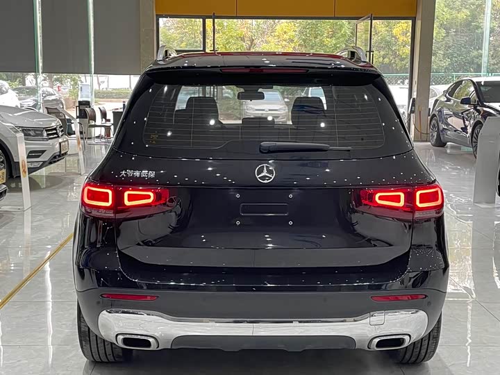 Фото 4 - Mercedes-Benz GLB-Class