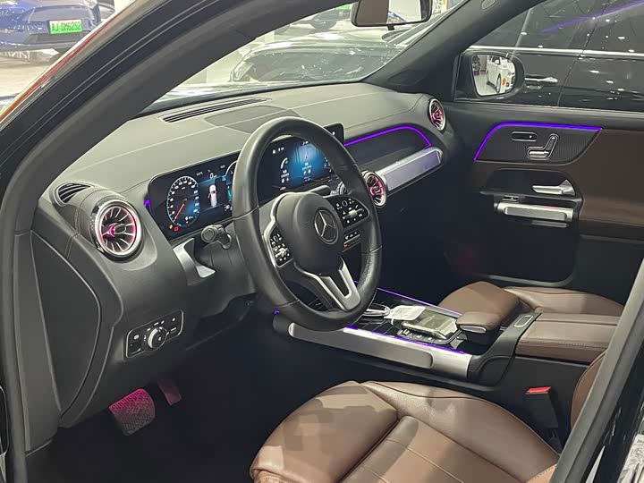 Фото 7 - Mercedes-Benz GLB-Class