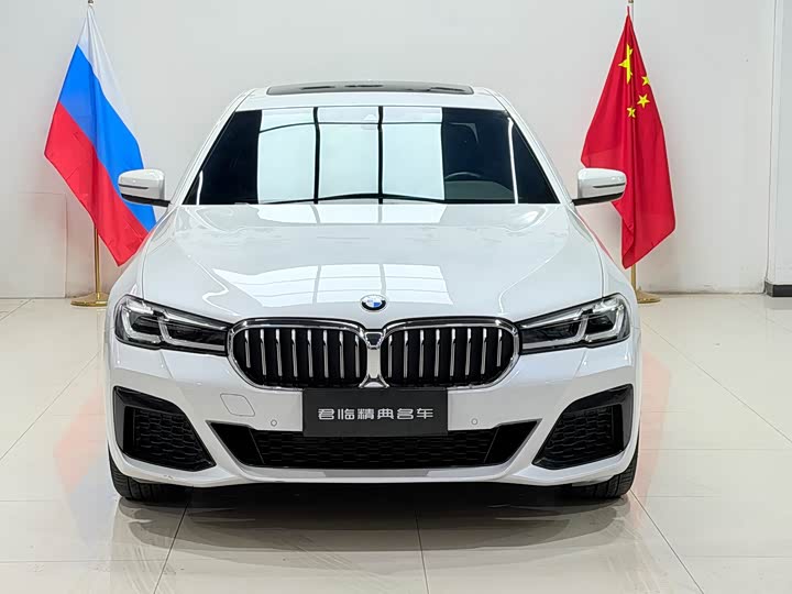 Фото 2 - BMW 5 Series