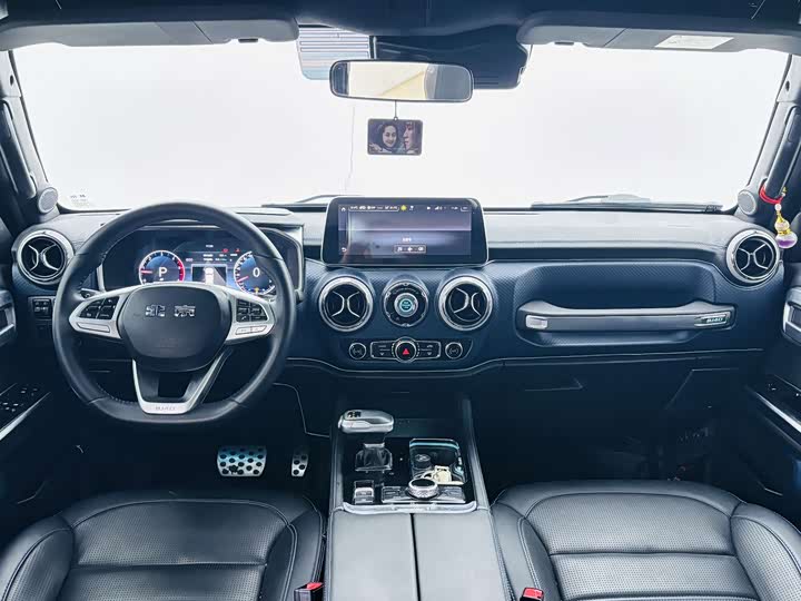 Фото 12 - BAIC Beijing BJ40