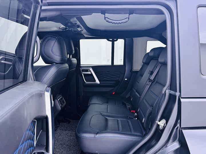 Фото 13 - BAIC Beijing BJ40