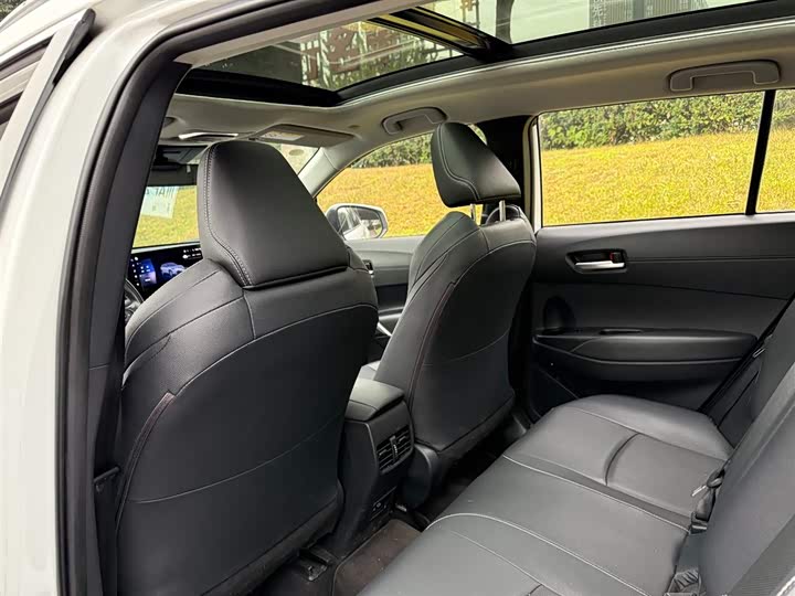 Фото 9 - Toyota Frontlander