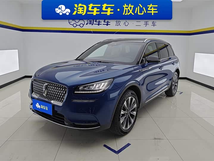 Фото 1 - Lincoln Corsair