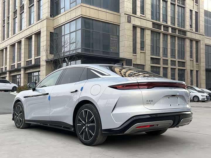 Фото 8 - BYD Han L