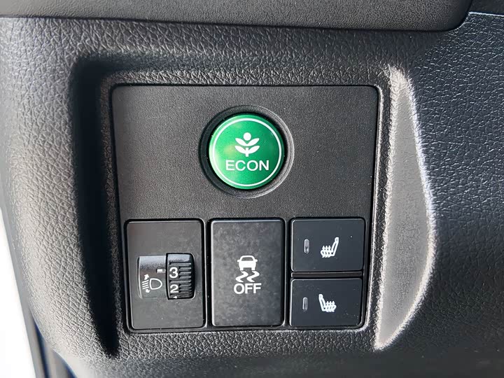 Фото 16 - Honda Vezel