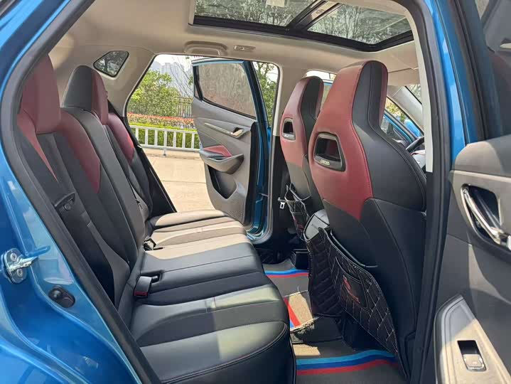 Фото 9 - Changan Oshan X5